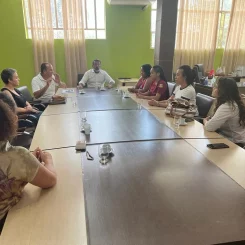 Prefeito se reúne com grupo de mães