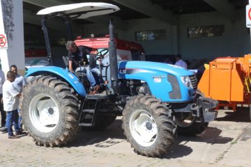 Prefeitura adquire implementos agrícolas para execução do Programa de Apoio ao Produtor Rural