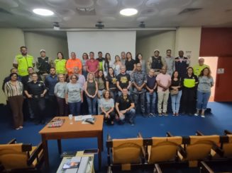 Departamento de Edificações e Estradas de Rodagem (DER-MG) reúne parceiros para planejamento de ações do Maio Amarelo