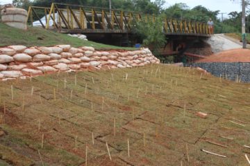 Obras de contenção em pontes da Avenida Brasília entram em fase final