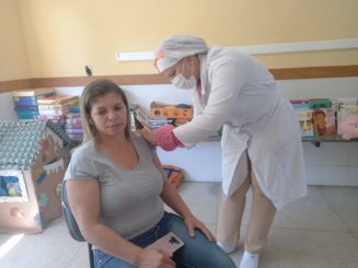 Campanha de vacinação é realizada em escolas e UMEIs de Santa Luzia