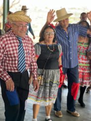 Quadrilha da melhor idade agitou espaço Curumim na última quinta-feira