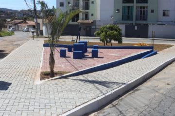 Prefeitura constrói Praça no Bairro Bom Jesus, proporcionando lazer e qualidade de vida para os moradores