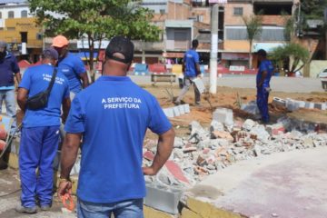 Praça da Savassi passa por revitalização
