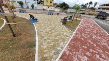 Prefeitura transforma bota-fora irregular em Praça de Lazer no Bairro Adeodato