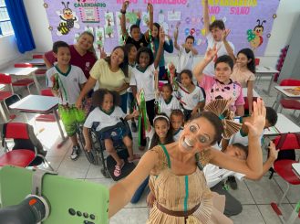 Alunos das escolas municipais Ceçota Diniz e Síria Thébit participam de oficinas de malabares