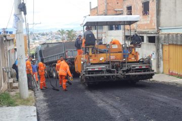 Rua Antonio Sabino recebe recapeamento asfáltico