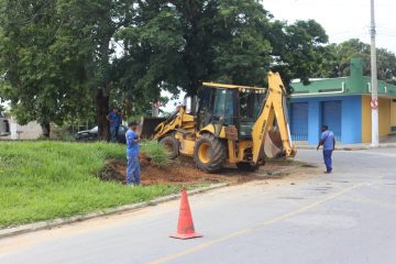 Prefeitura inicia revitalização de área verde no bairro Frimisa