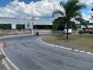 Serviços de capina avançam de acordo com cronograma de obras