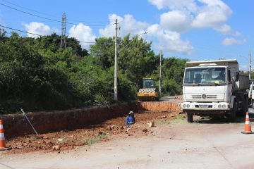 Prefeitura restaura trecho de acesso à Avenida Raul Teixeira da Costa pelo viaduto Rui Avelar de Souza
