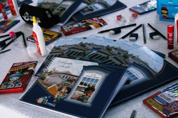 Prefeitura entrega kits escolares na Escola Municipal Edwar Lima