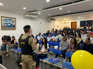 CRAS São Benedito promove ação educativa Maio Laranja – Faça Bonito