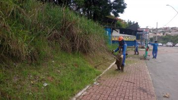 Prefeitura intensifica ações de limpeza e capina em Santa Luzia nesta semana