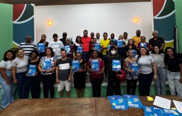 Prefeitura de Santa Luzia entrega títulos de propriedade para famílias do bairro Nova Conquista